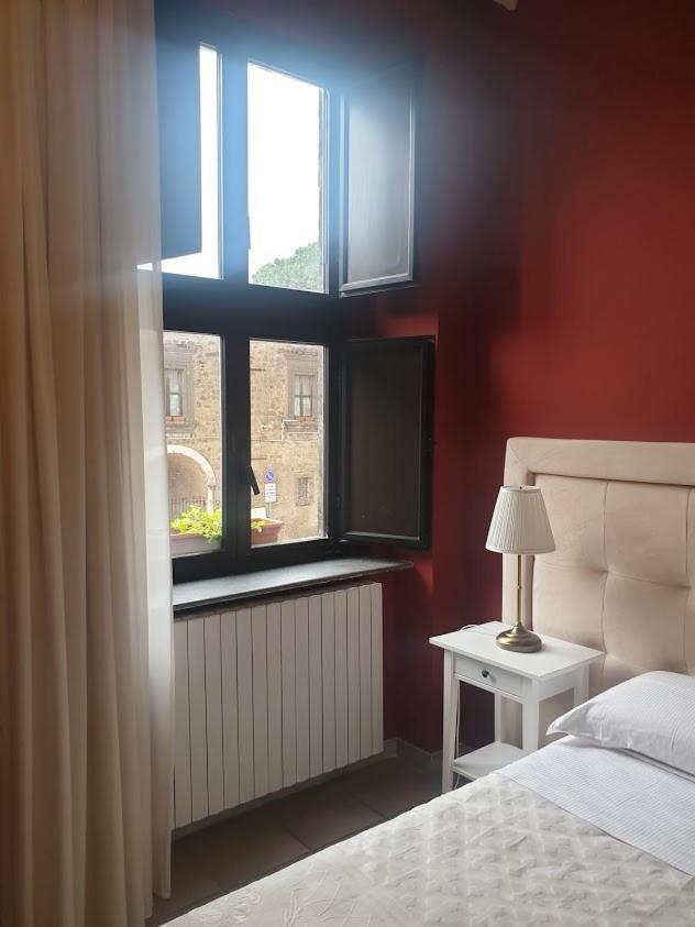 Boutique Hotel Palazzo Dei Vescovi Касертавекия Екстериор снимка
